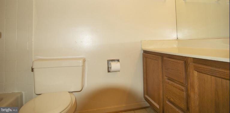 10703 Kings Riding Way, Unit 20113 Rockville, MD 20852 - Photo 11 of 17 a bathroom with a toilet
