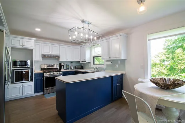 $6,800 | 71 Noyes Avenue, Stonington, CT 06378