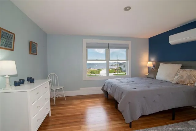 $6,800 | 71 Noyes Avenue, Stonington, CT 06378