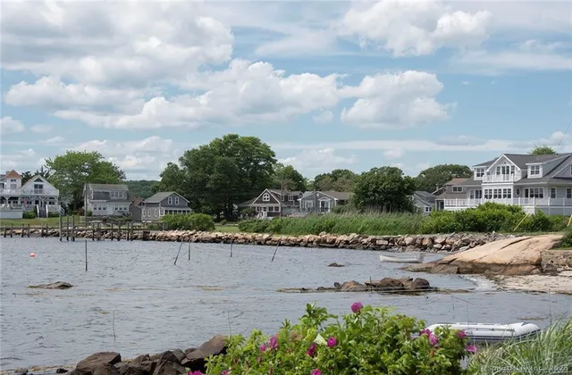 $6,800 | 71 Noyes Avenue, Stonington, CT 06378