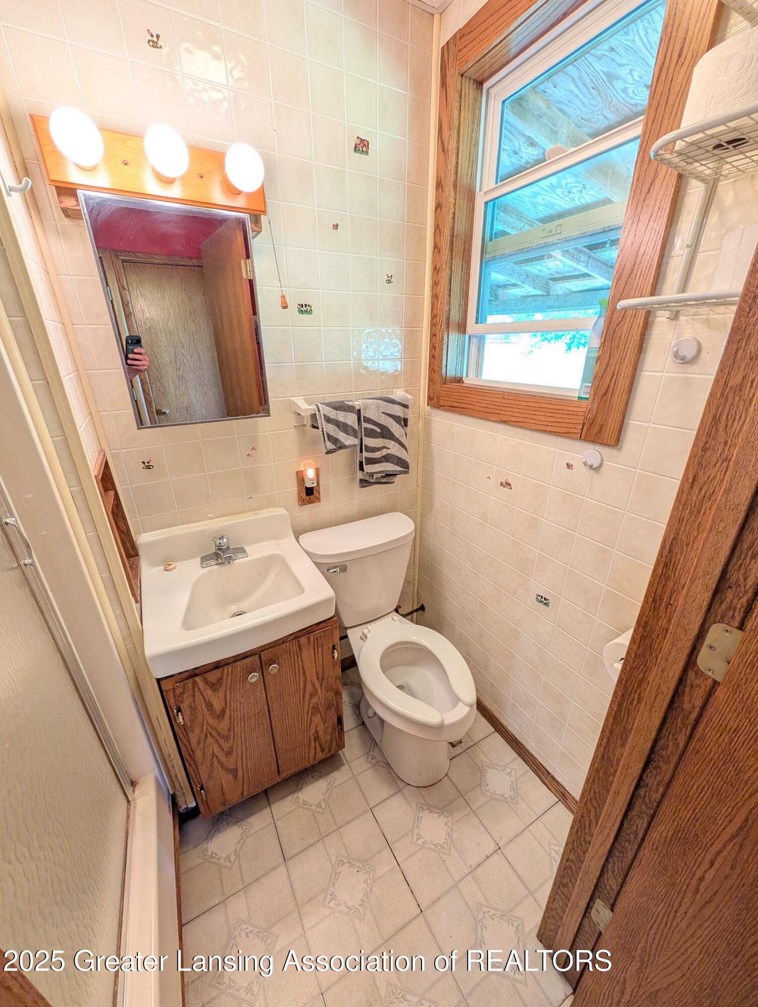 4963 Portland Road Portland, MI 48875 - Photo 29 of 58 PXL_20250614_164513342