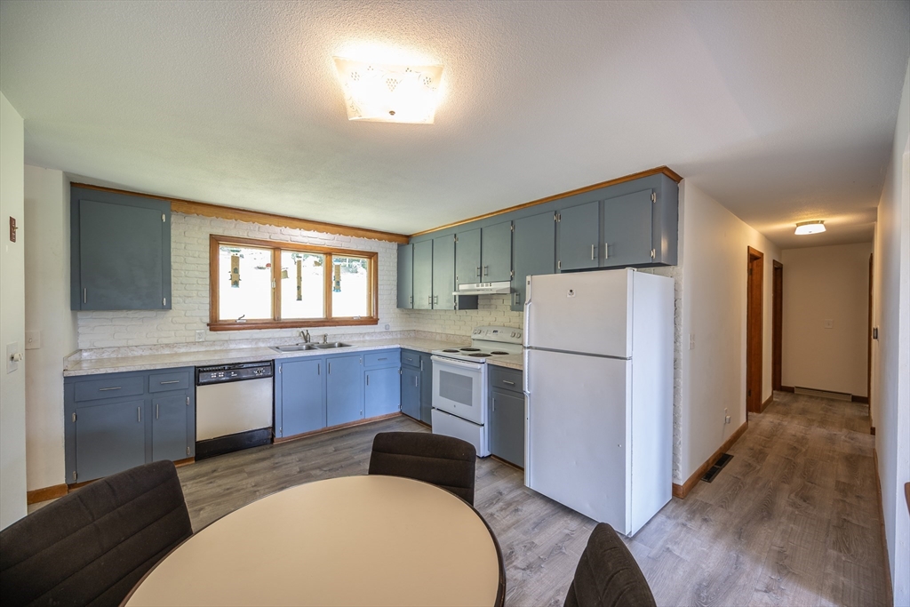 477 River Road Deerfield, MA 01342 - Photo 22 of 42