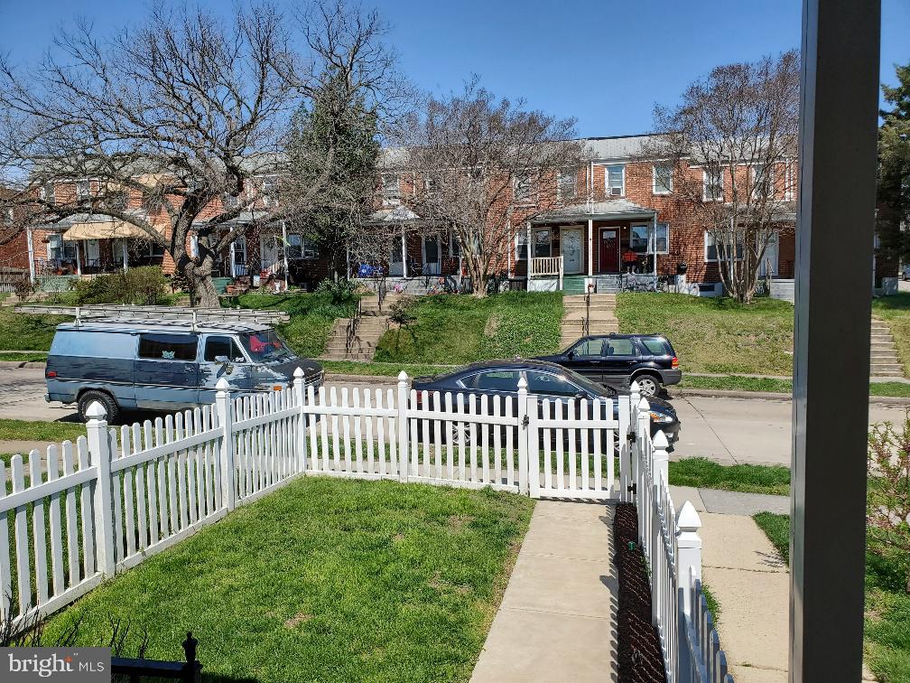 3541 Benzinger Road Baltimore, MD 21229 - Photo 2 of 27