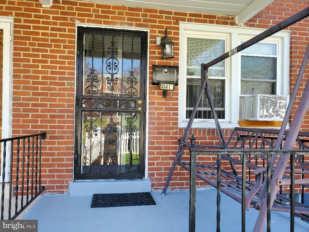 3541 Benzinger Road Baltimore, MD 21229 - Photo 3 of 27