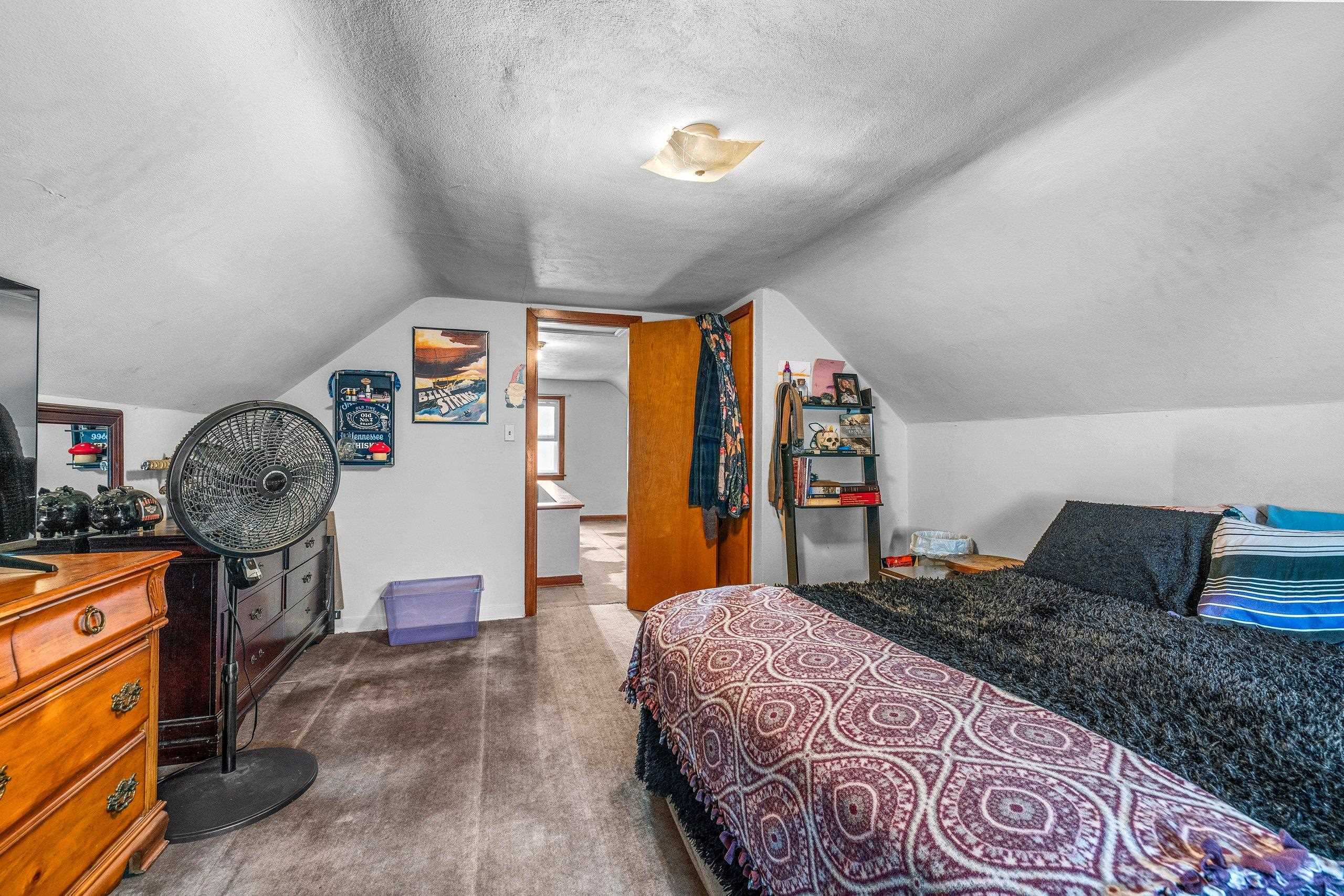 1932 North Division Street Appleton, WI 54911 - Photo 21 of 29