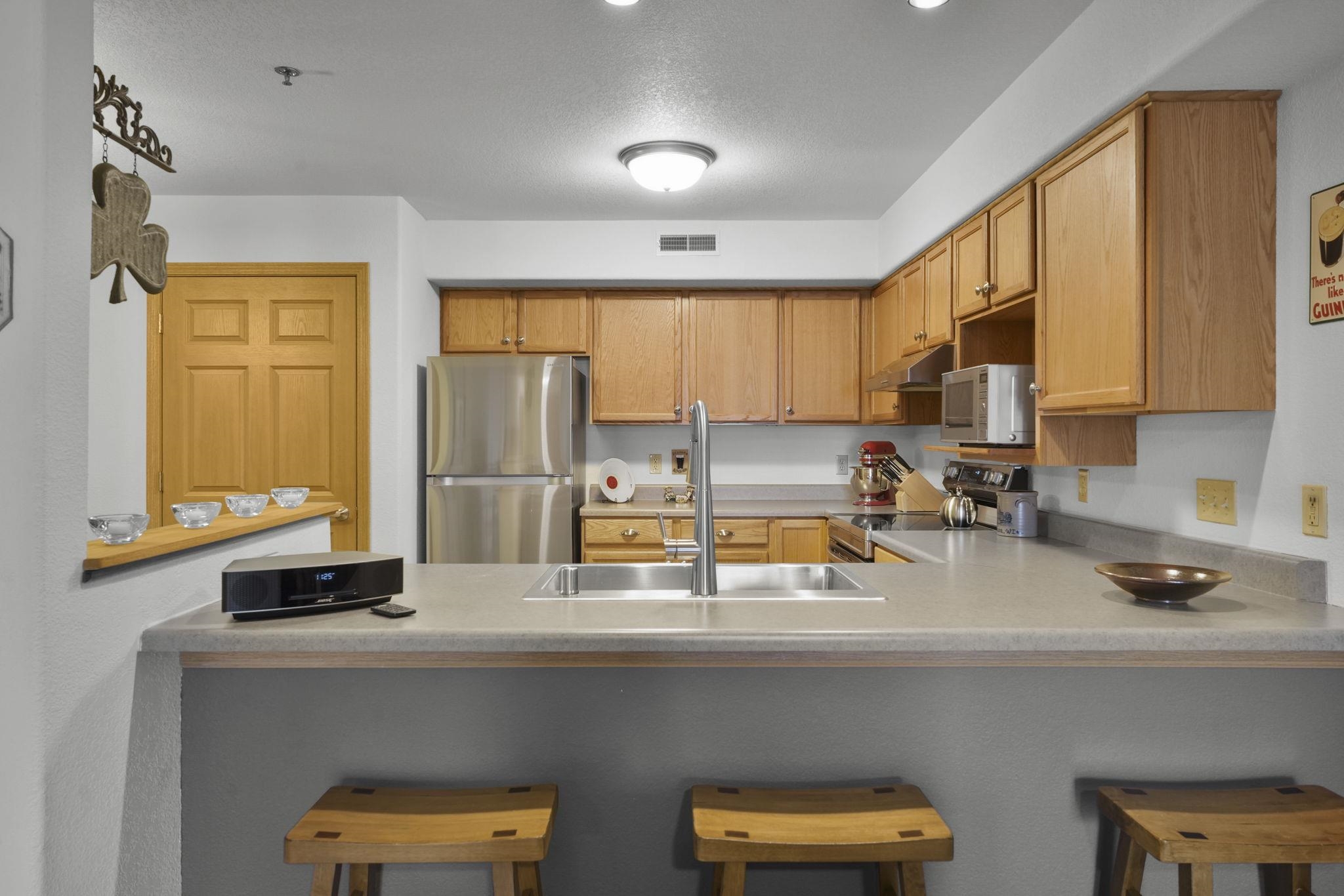 5334 Congress Avenue, Unit 4 Madison, WI 53718 - Photo 2 of 31