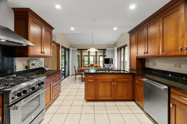 $625,000 | 3540 Haweswood Court, Crete, IL 60417