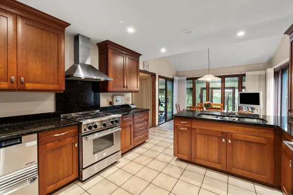 $625,000 | 3540 Haweswood Court, Crete, IL 60417