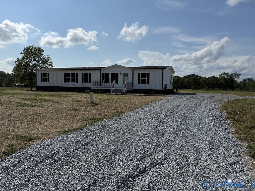 3035 Cumberland Road Cumberland, VA 23040 - Photo 2 of 26 Gallery Image 2