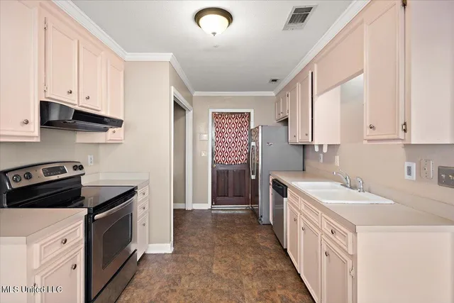 $170,000 | 649 Bryceland Boulevard, Ridgeland, MS 39157