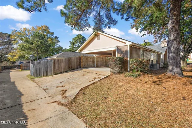 $170,000 | 649 Bryceland Boulevard, Ridgeland, MS 39157