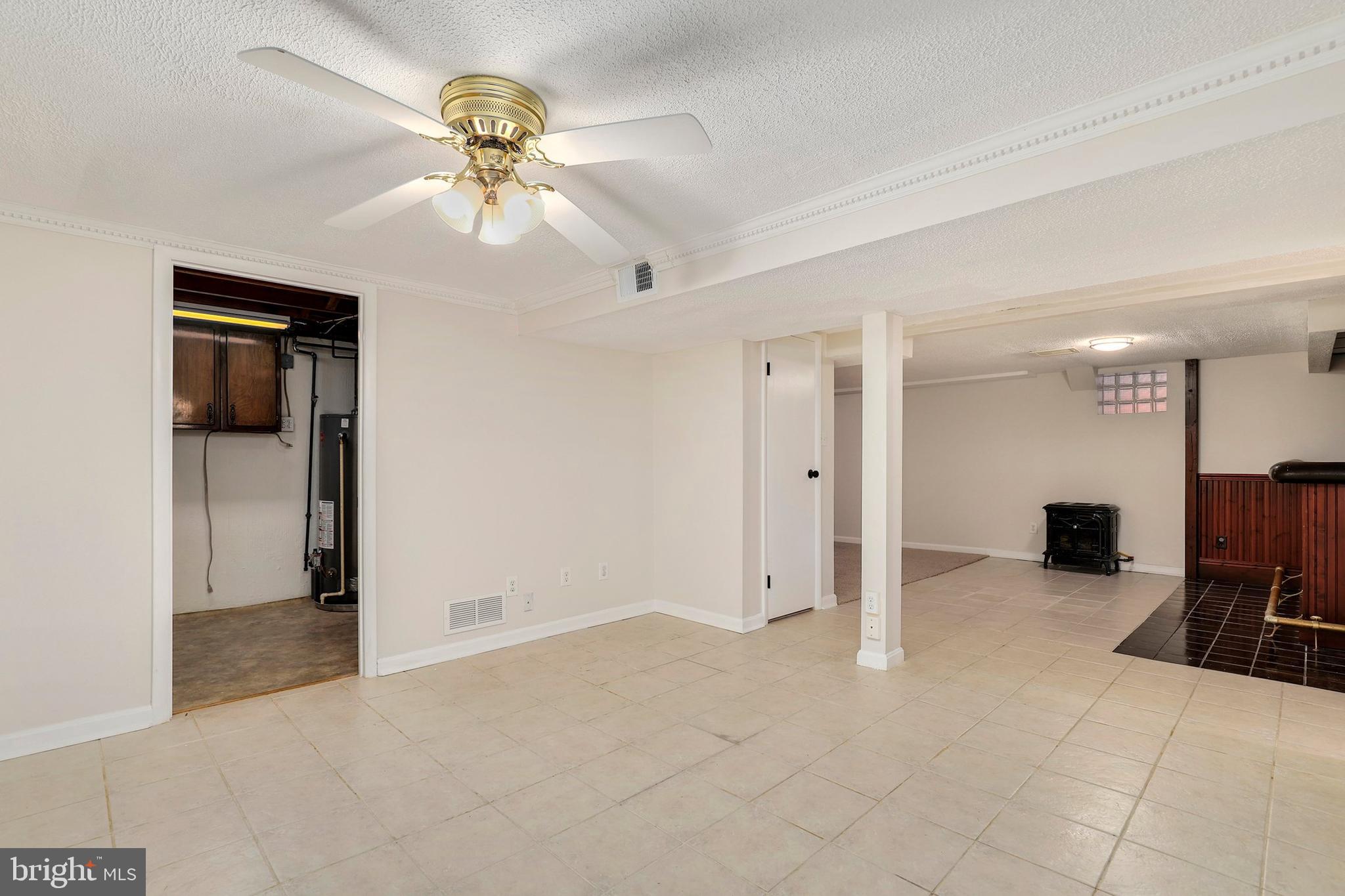 1809 Weyburn Road Baltimore, MD 21237 - Photo 31 of 45