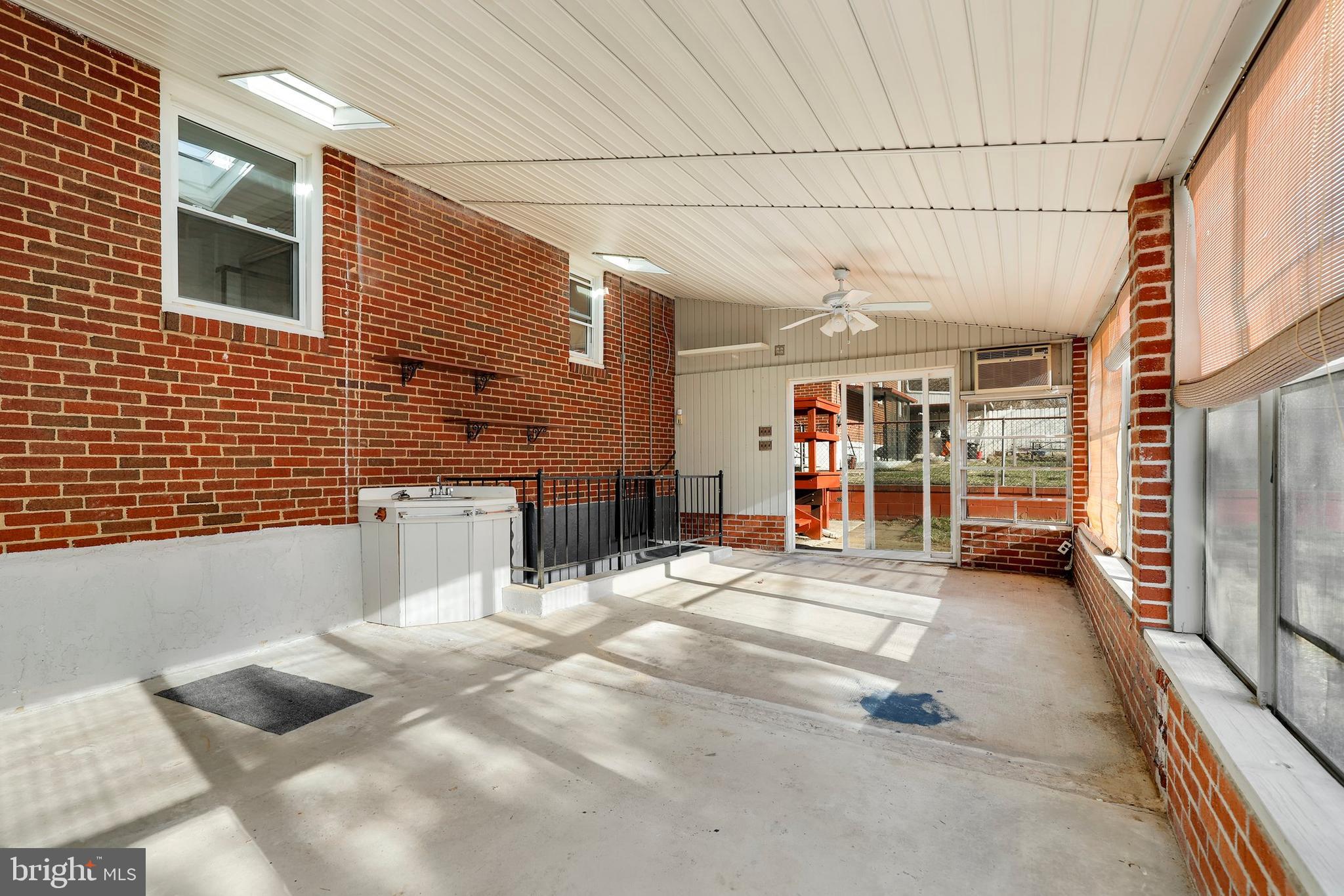 1809 Weyburn Road Baltimore, MD 21237 - Photo 36 of 45