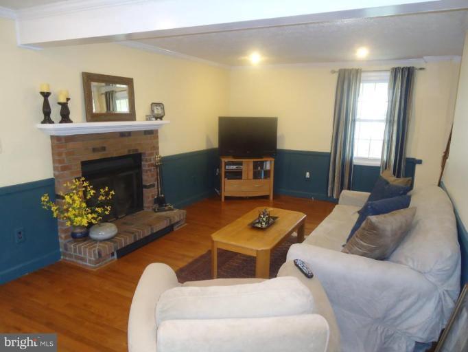 8459 Rushing Creek Court Springfield, VA 22153 - Photo 11 of 20 Family Room #3