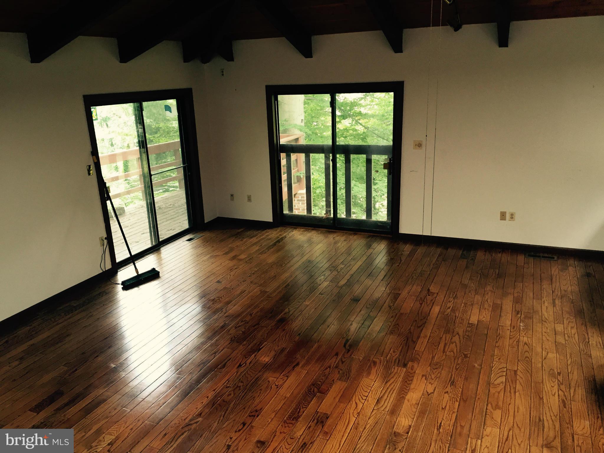 214 Geneva Avenue Silver Spring, MD 20910 - Photo 4 of 15 Interior (General)