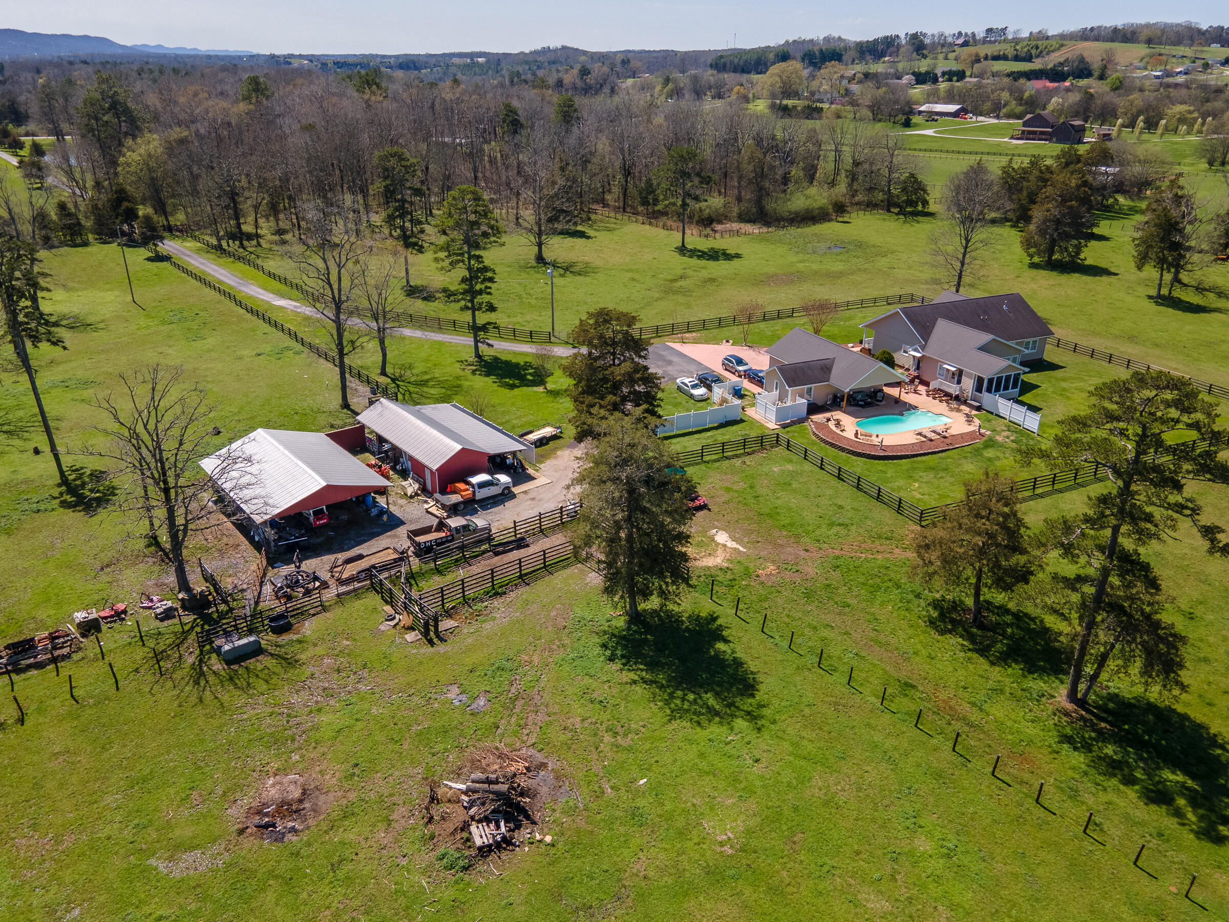 1408 Saunders Road Ringgold, GA 30736 - Photo 5 of 64 BARN & WORKSHOP