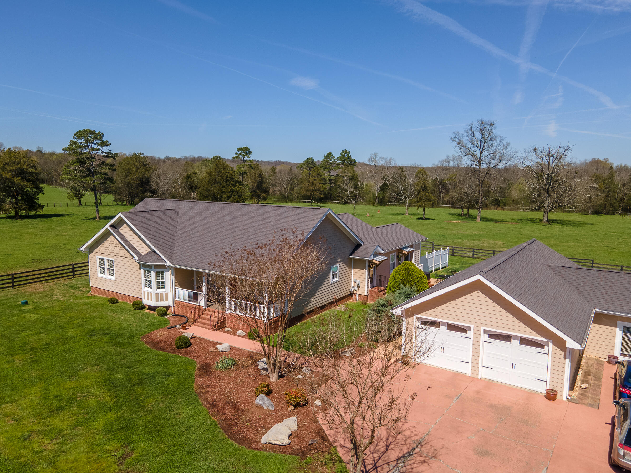1408 Saunders Road Ringgold, GA 30736 - Photo 8 of 64 FENCED & PRIVATE