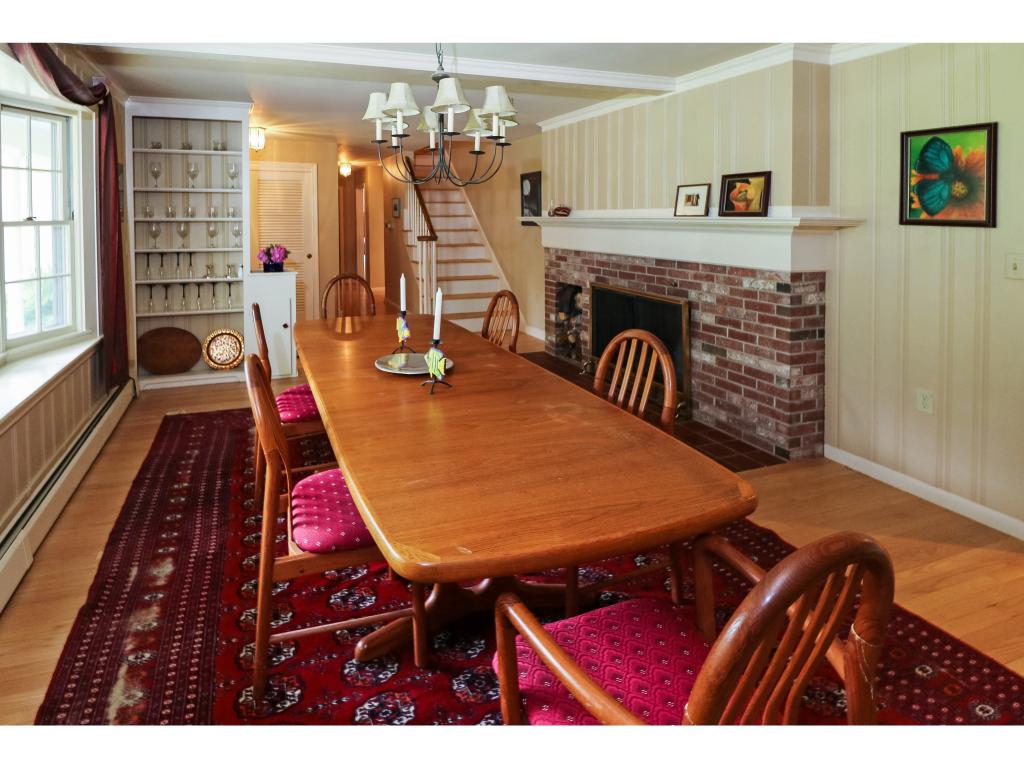 13 Drinkwater Road Exeter, NH 03833 - Photo 4 of 36