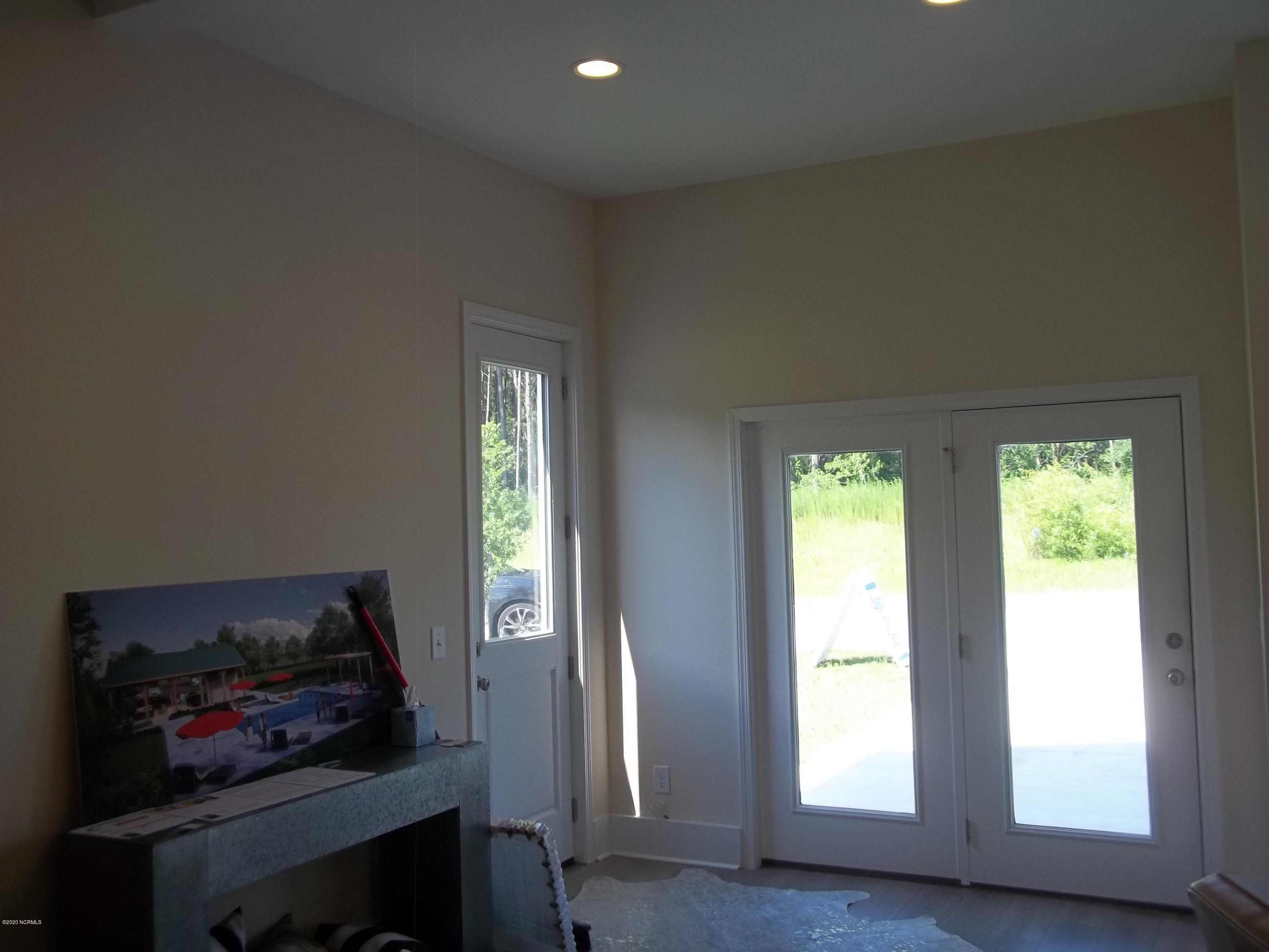 506 Trellis Road Hampstead, NC 28443 - Photo 10 of 89 sales center/office