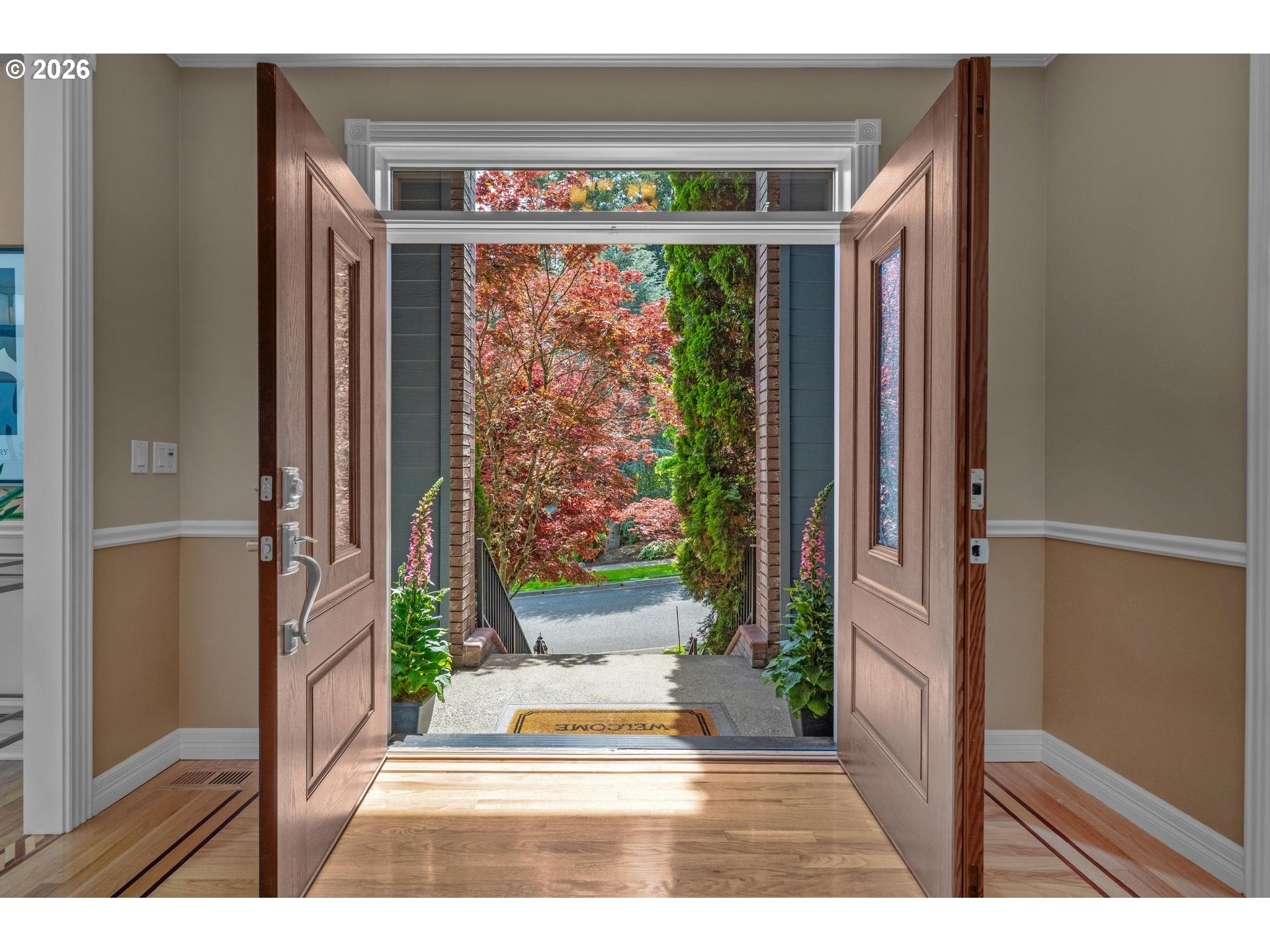 9780 Southwest 168th Place Beaverton, OR 97007 - Photo 3 of 47 Entrance/Foyer