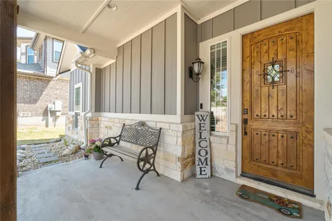 $499,000 | 216 Ancient Oak Way, San Marcos, TX 78666