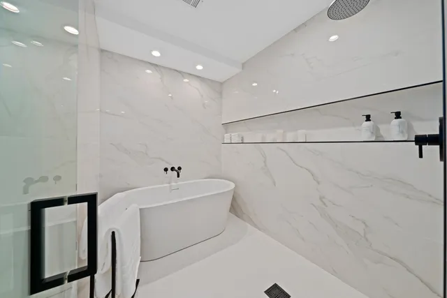 $4,000 | 352 Forest Hills Drive, Rancho Mirage, CA 92270