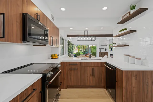 $4,000 | 352 Forest Hills Drive, Rancho Mirage, CA 92270