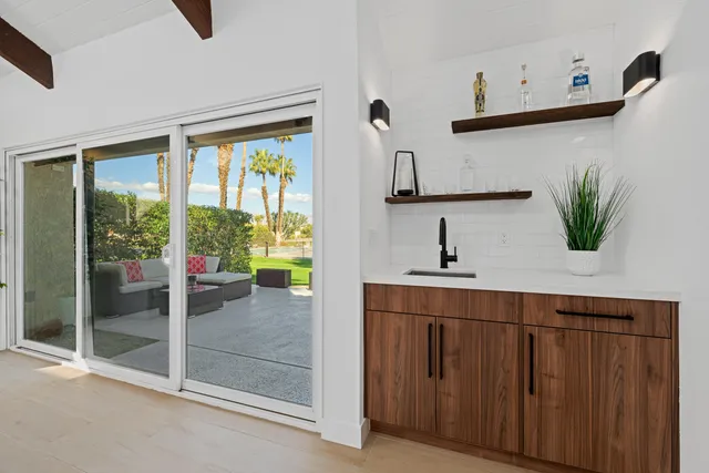 $4,000 | 352 Forest Hills Drive, Rancho Mirage, CA 92270