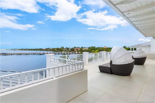 $10,900,000 | 2842 Southwest Rivers End Way, Palm City, FL 34990