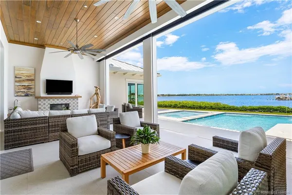 $10,900,000 | 2842 Southwest Rivers End Way, Palm City, FL 34990