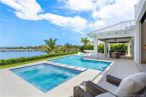 $10,900,000 | 2842 Southwest Rivers End Way, Palm City, FL 34990