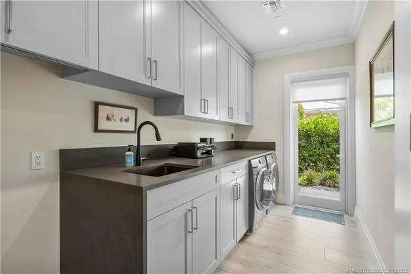 $10,900,000 | 2842 Southwest Rivers End Way, Palm City, FL 34990