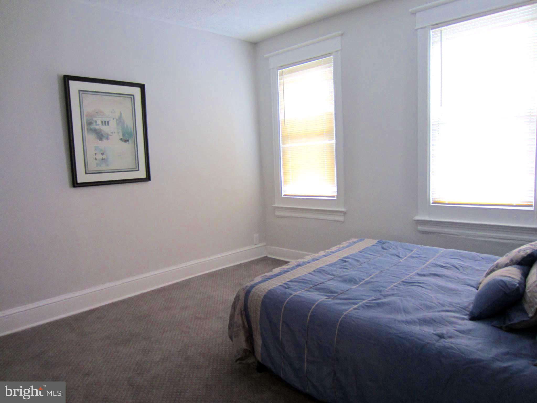 607 Columbia Road Northwest Washington, DC 20001 - Photo 25 of 48 Upper level Master bedroom