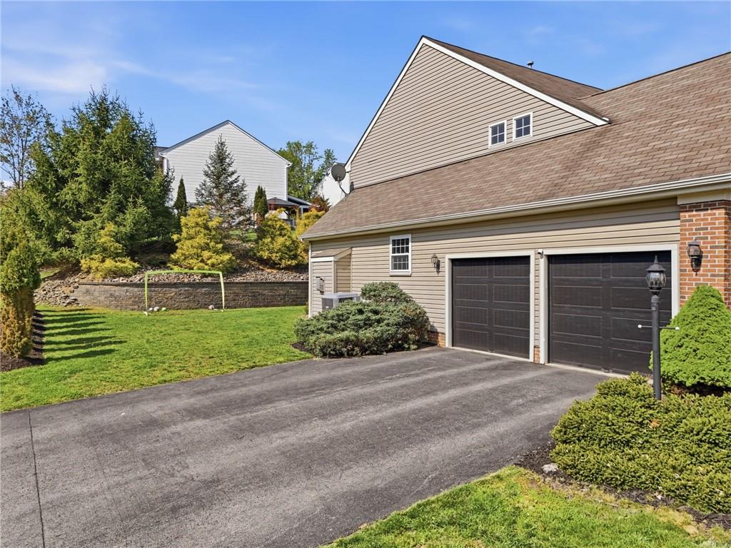 254 Cliffside Drive Mars, PA 16046 - Photo 3 of 50