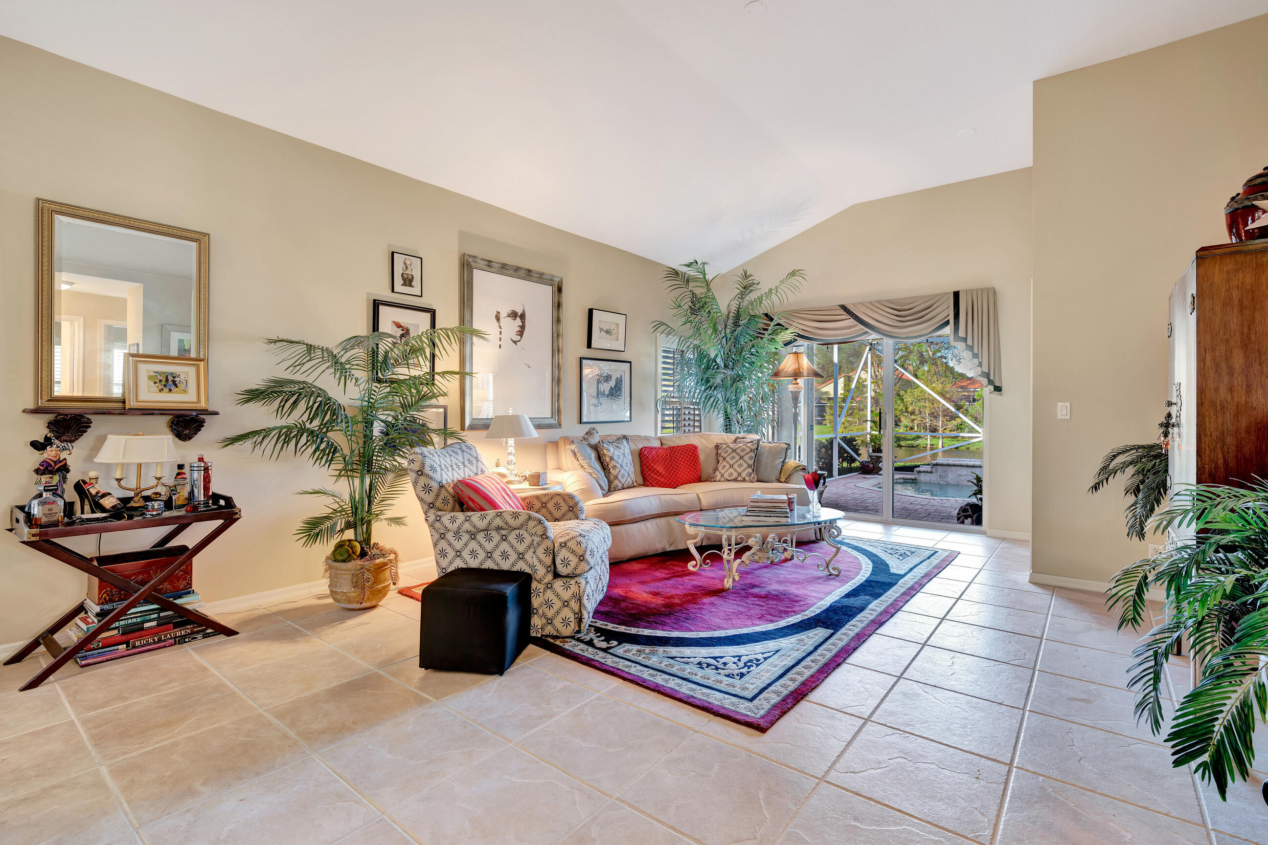 5018 Elpine Way Riviera Beach, FL 33418 - Photo 11 of 46 Living Room