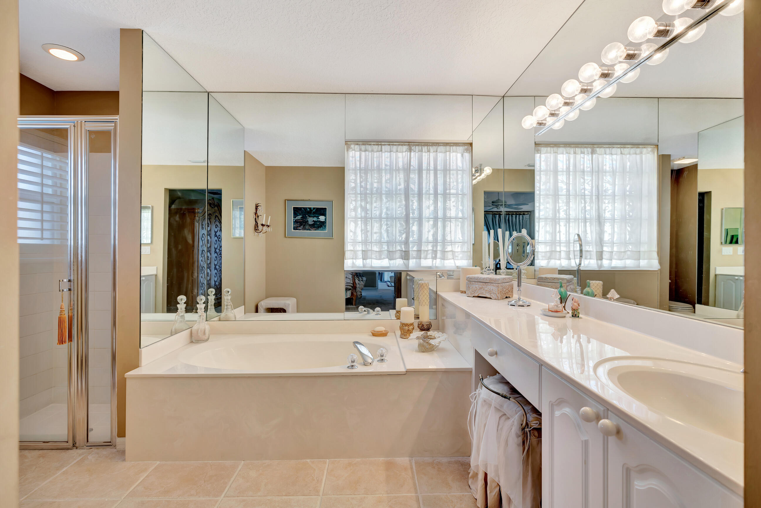 5018 Elpine Way Riviera Beach, FL 33418 - Photo 22 of 46 Master Bathroom
