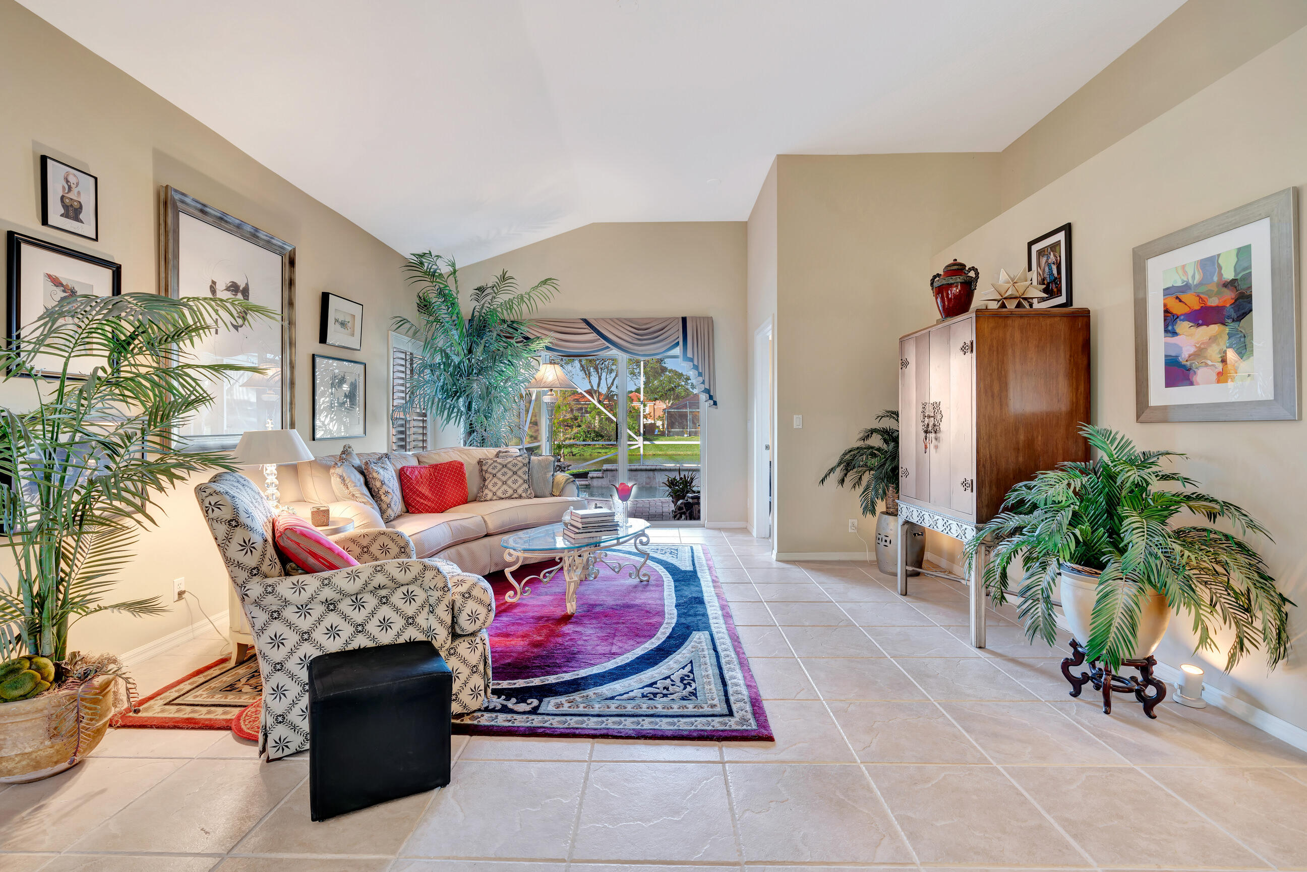 5018 Elpine Way Riviera Beach, FL 33418 - Photo 8 of 46 Living Room