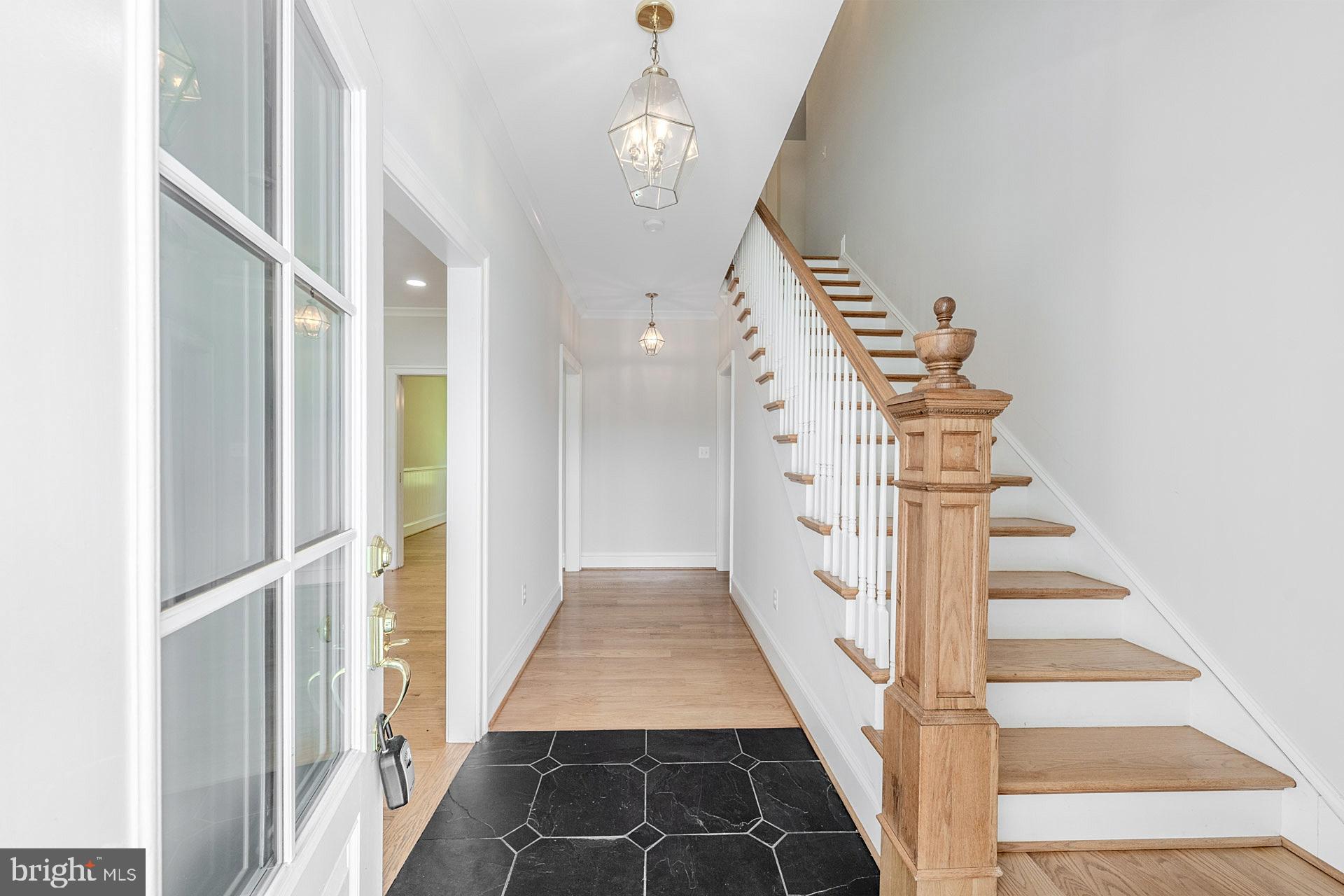 11208 West Montpelier Road Great Falls, VA 22066 - Photo 17 of 77