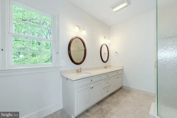 $1,725,000 | 11208 West Montpelier Road, Great Falls, VA 22066