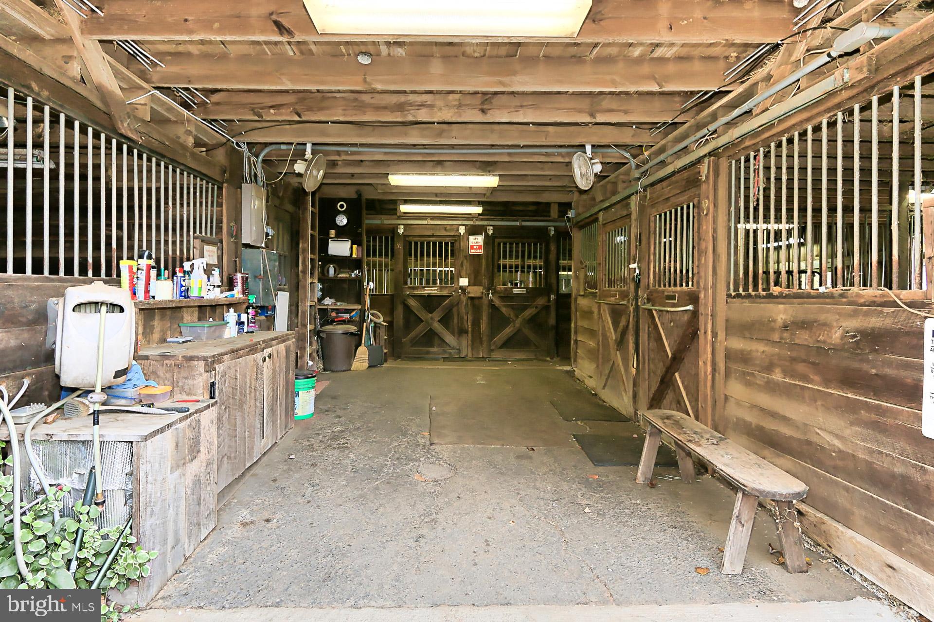 11208 West Montpelier Road Great Falls, VA 22066 - Photo 57 of 77