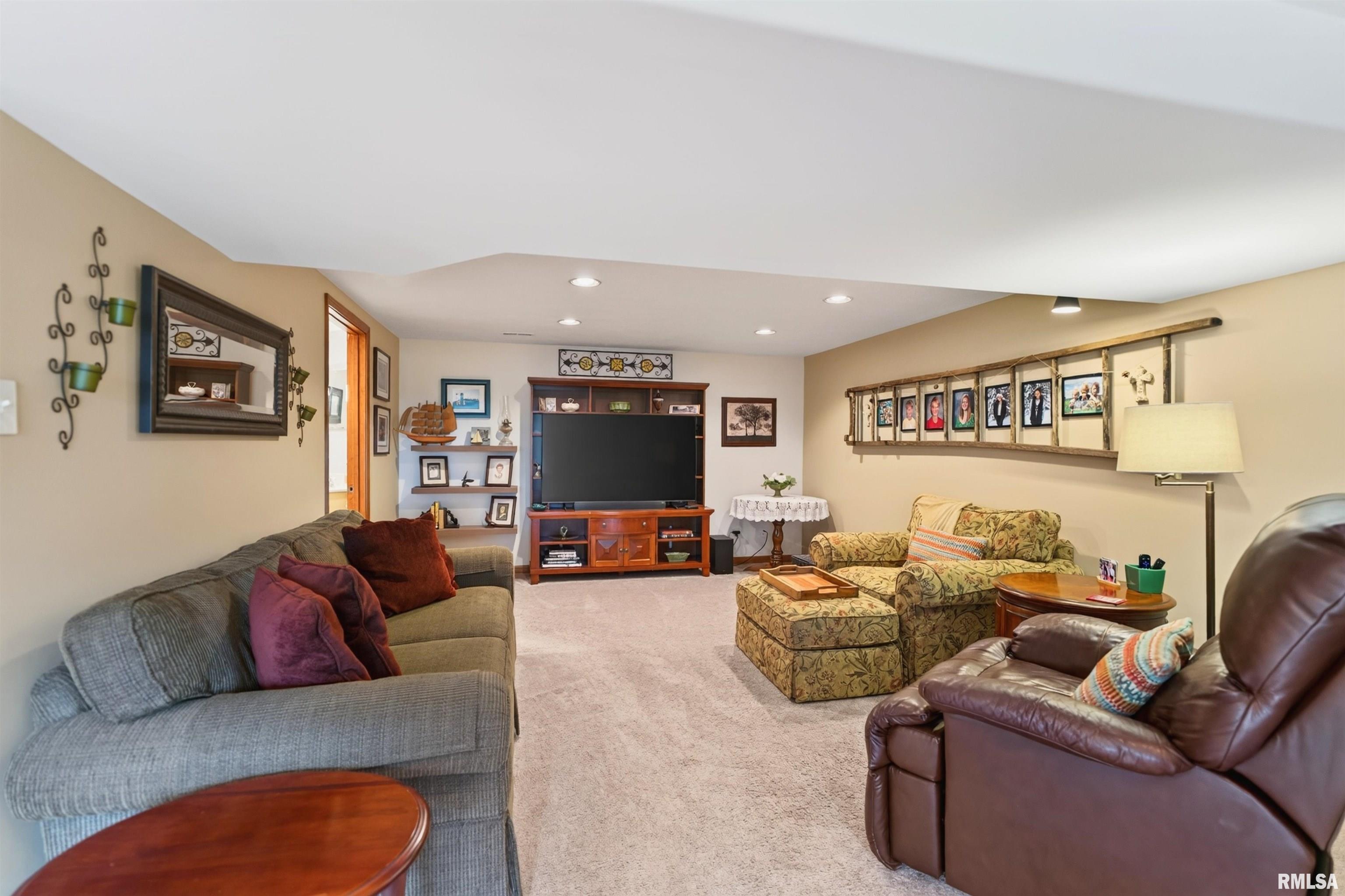 1885 Central Point Road Springfield, IL 62707 - Photo 52 of 100 Gallery Image 52