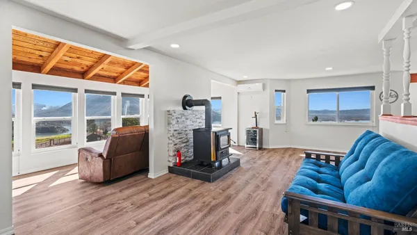 $595,000 | 715 Pearl Court, Lucerne, CA 95458