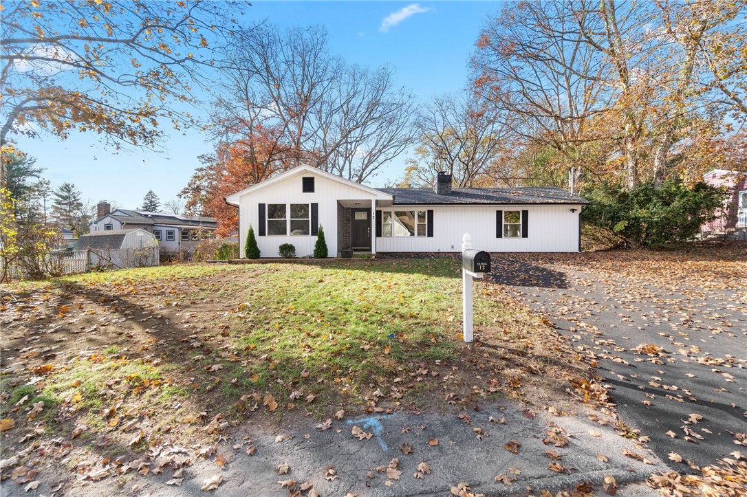 12 Alvero Road Coventry, RI 02816 - Photo 3 of 38