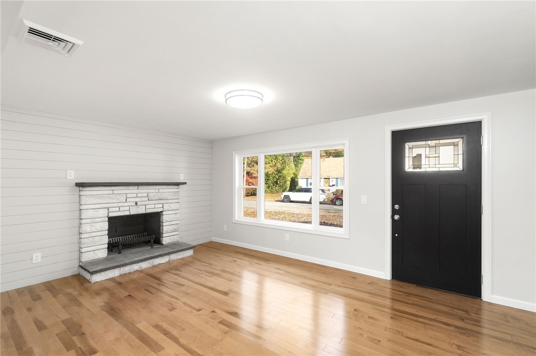 12 Alvero Road Coventry, RI 02816 - Photo 4 of 38