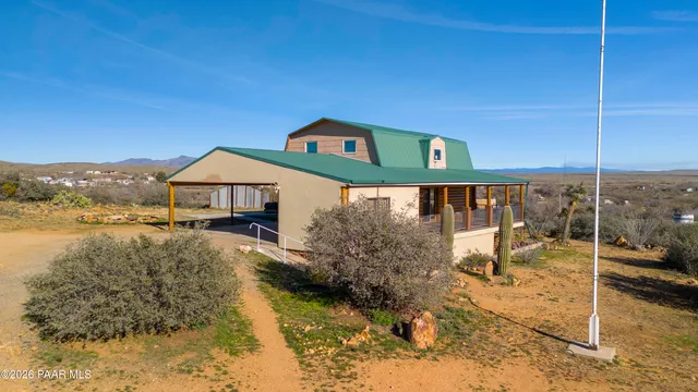 $425,000 | 26162 Pecks Peak Road, Skull Valley, AZ 86338