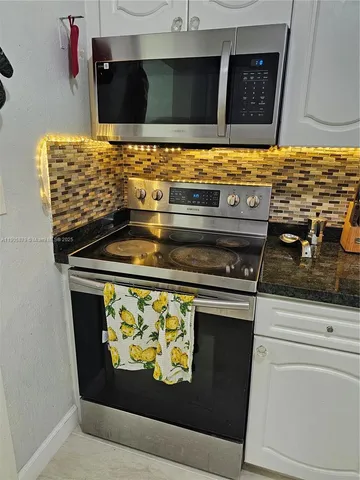 a close view of stove