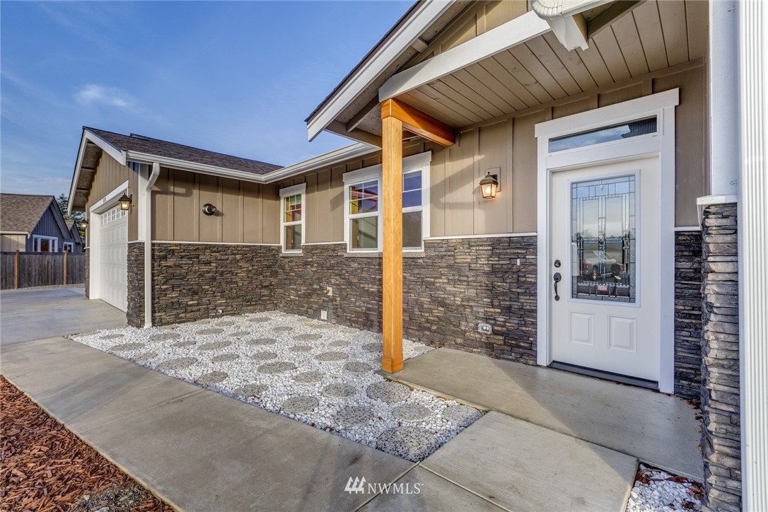 8258 Quinault Road Blaine, WA 98230 - Photo 3 of 25 Gallery Image 3