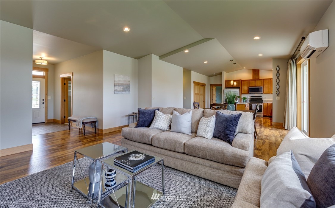 8258 Quinault Road Blaine, WA 98230 - Photo 6 of 25 Gallery Image 6