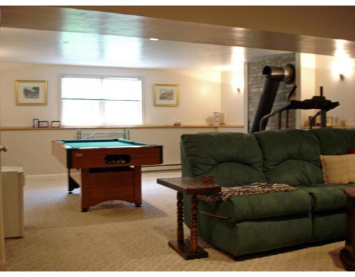 44 Grafton Road Upton, MA 01568 - Photo 6 of 9 Gallery Image 6