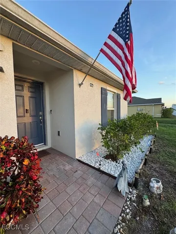 $2,000 | 150 Plantation Drive, LaBelle, FL 33935